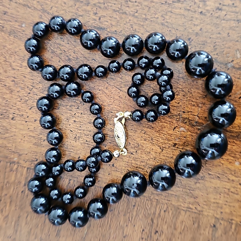 Vintage Black Onyx Beaded Necklace - Picture 3 of 7